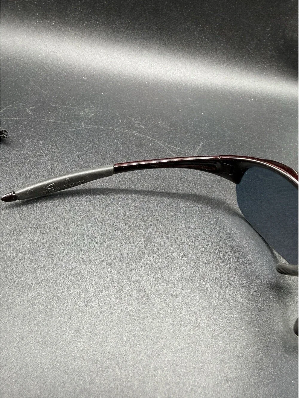 Oakley Endure Pace Damson/+Red Iridium Lenses 09-800